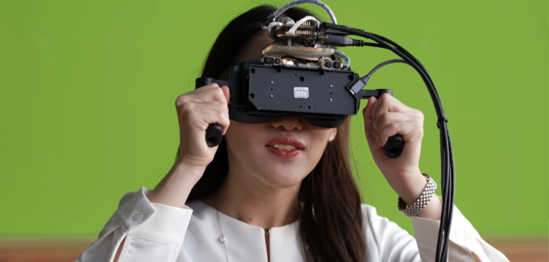 Apparence du prototype de casque VR présenté par Sony