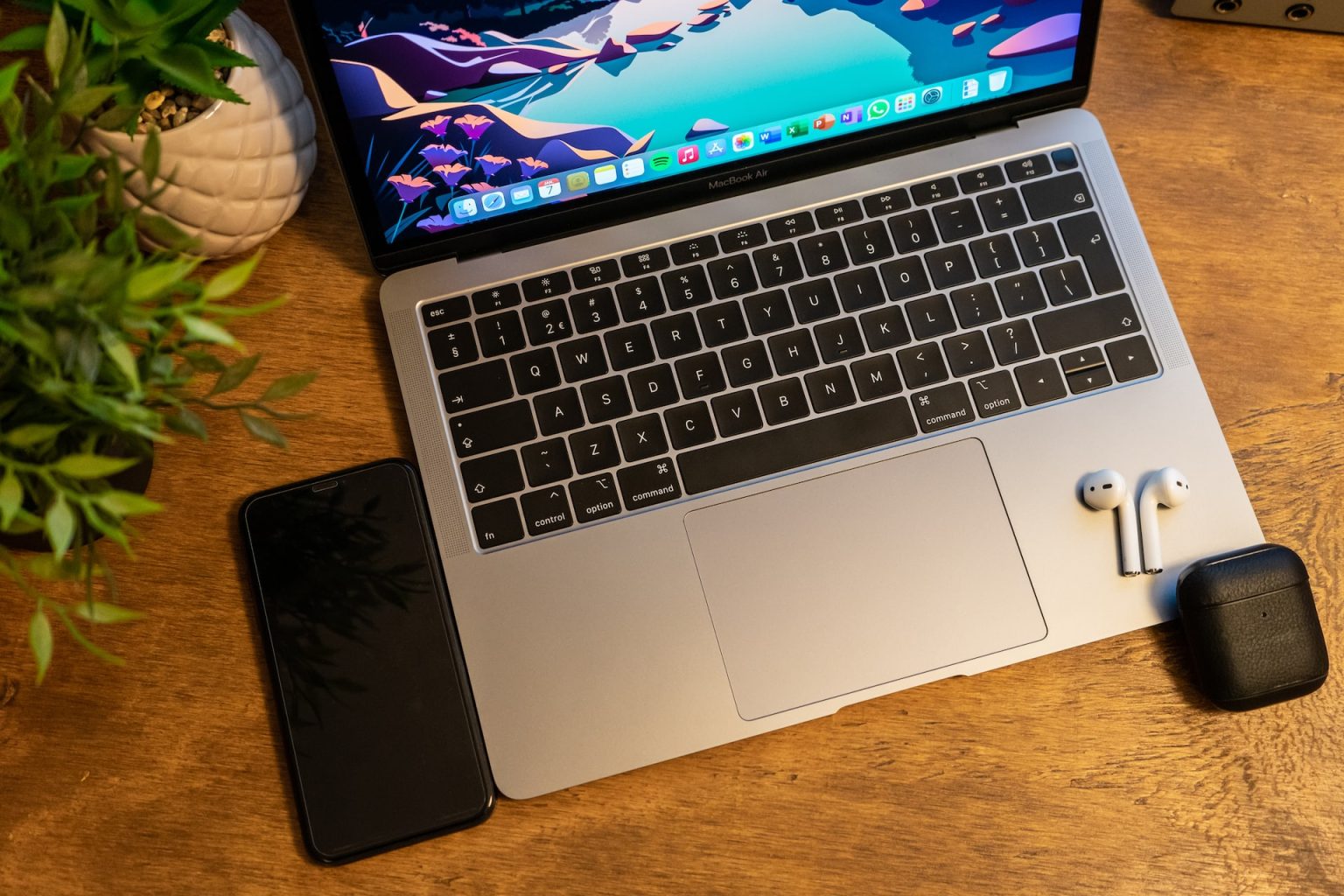 Oui, les AirPods marchent sur PC et Android : voici comment