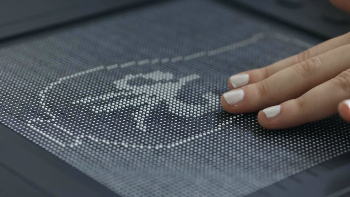 Tablette DotPad en braille