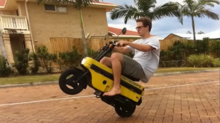 scooter pliable wheeling