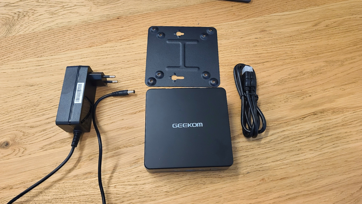 Test Geekom Air 12 estil le meilleur mini PC abordable