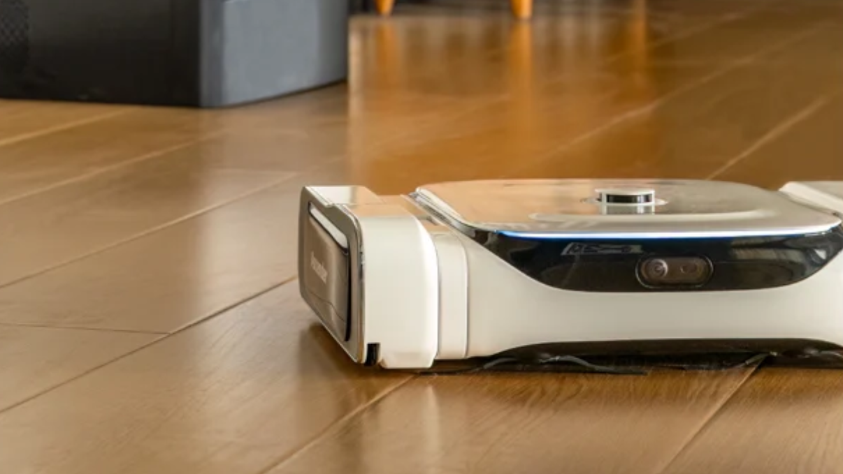Le 1er robot aspirateur qui monte les escaliers est officiel, et il pourrait tout changer